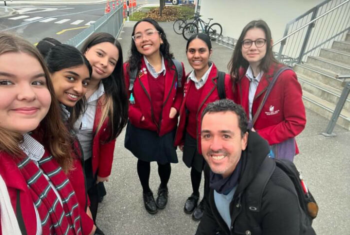 E54EC351-041D-484B-90FA-22ED2254B75E